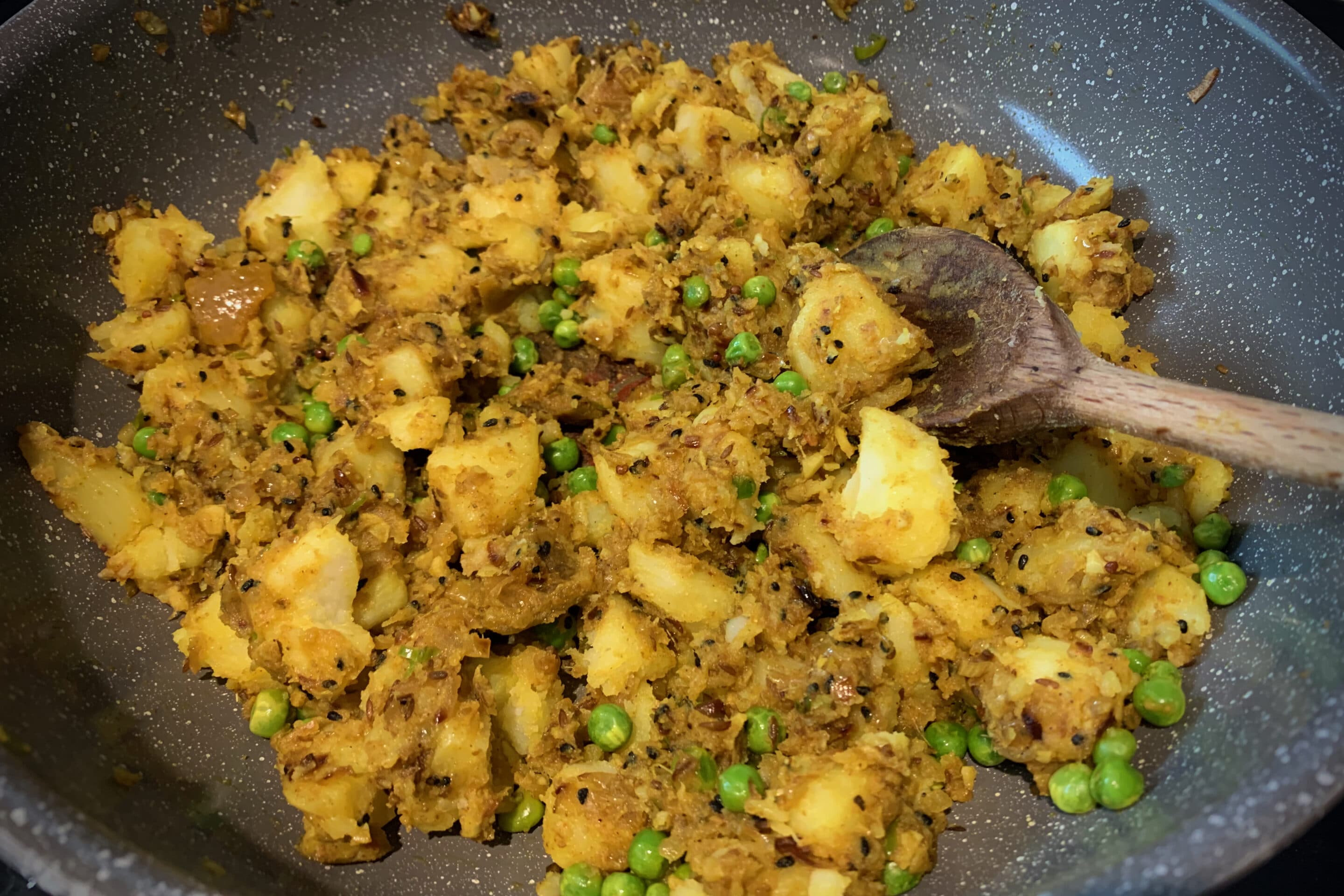 Curried potato and pea rolls