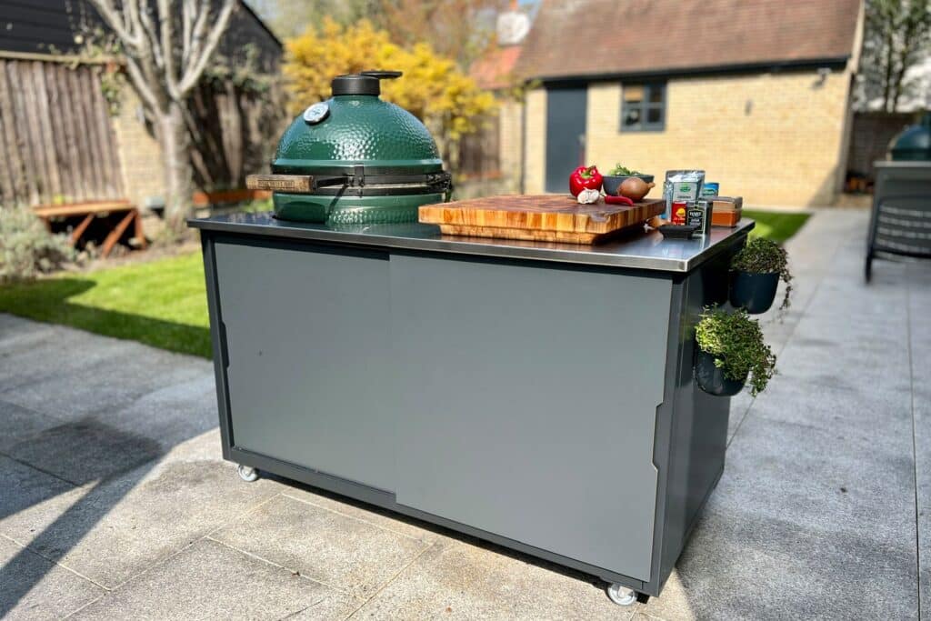Big4Space 150 Big Green Egg Table