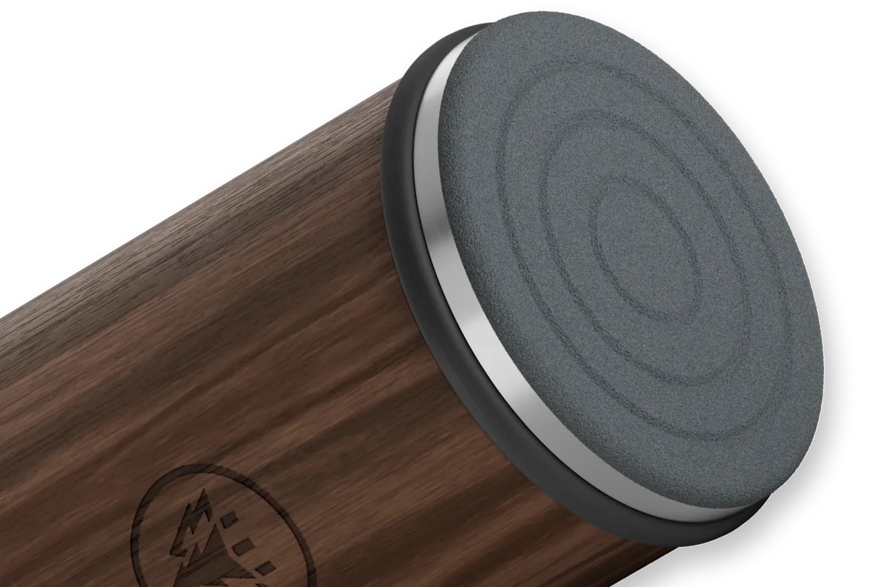 HORL3 Walnut Ceramic Disc close up